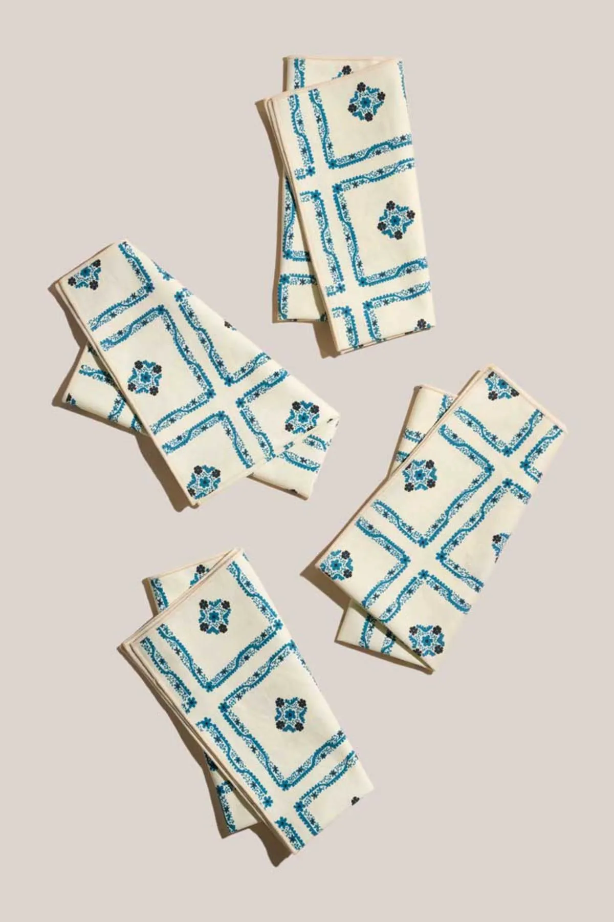 Handkerchief Napkins - Elza