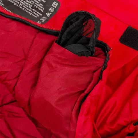 Highlander Trekker 250 three season Sleeping Bag - Red