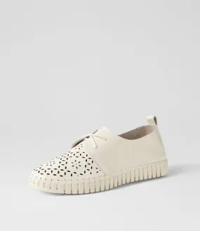 MIDAS Hexxie Ivory Patent Leather Sneakers