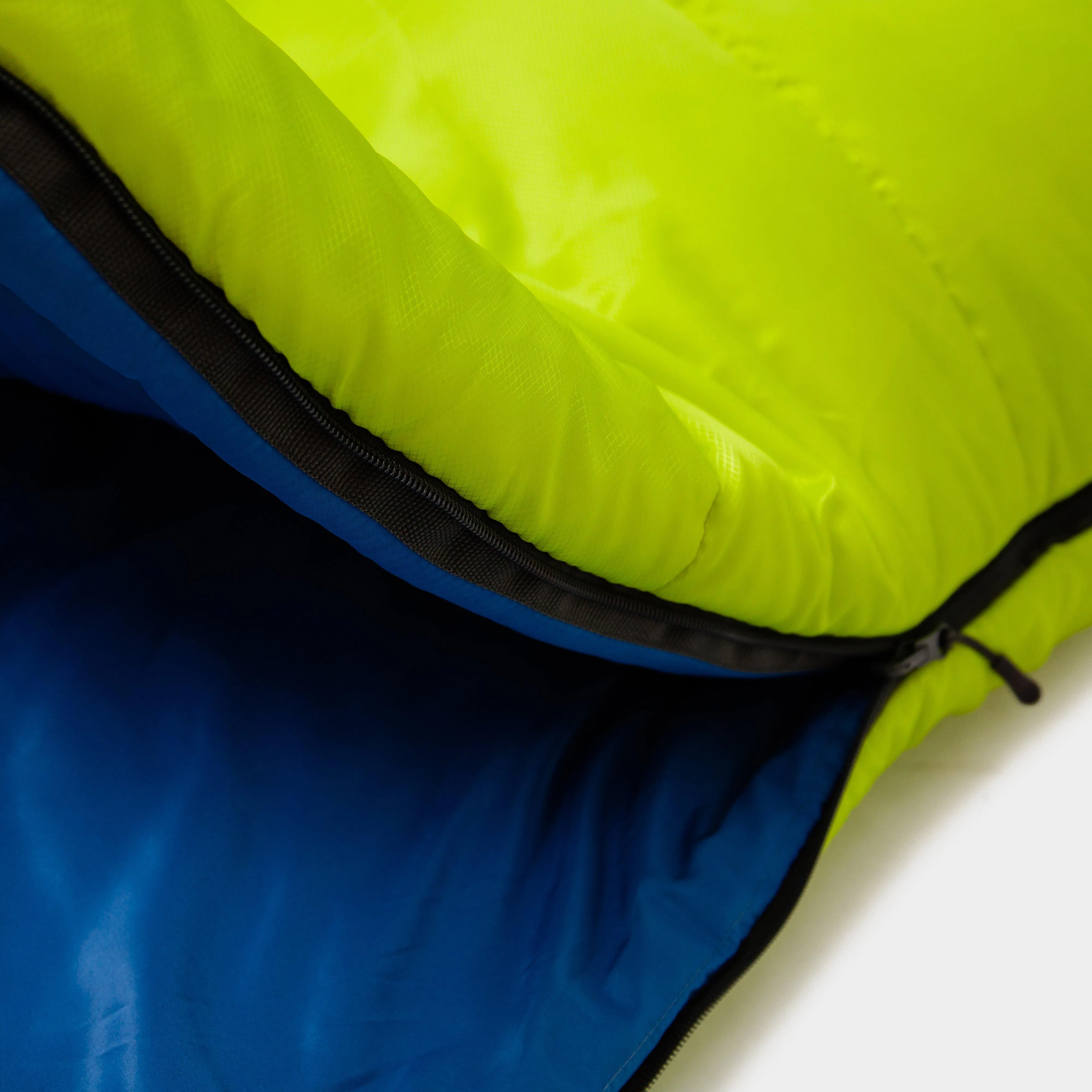 OEX Roam 200 Sleeping Bag | Millets