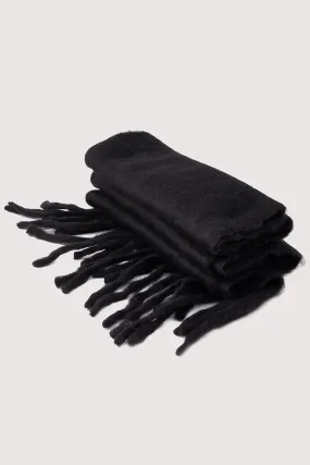 Perfect Stranger Plush Oversized Knit Scarf Black