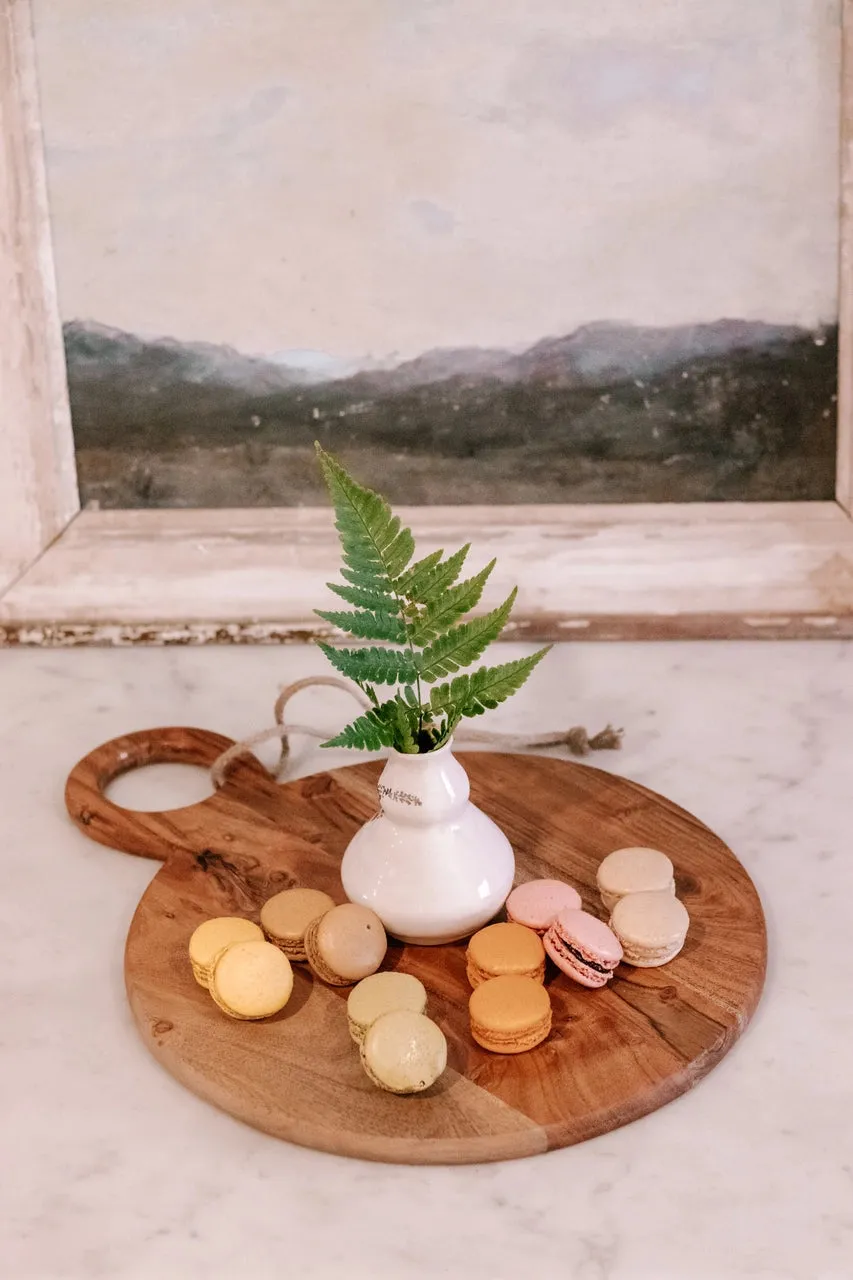 Small Round Acacia Wood Cutting Board