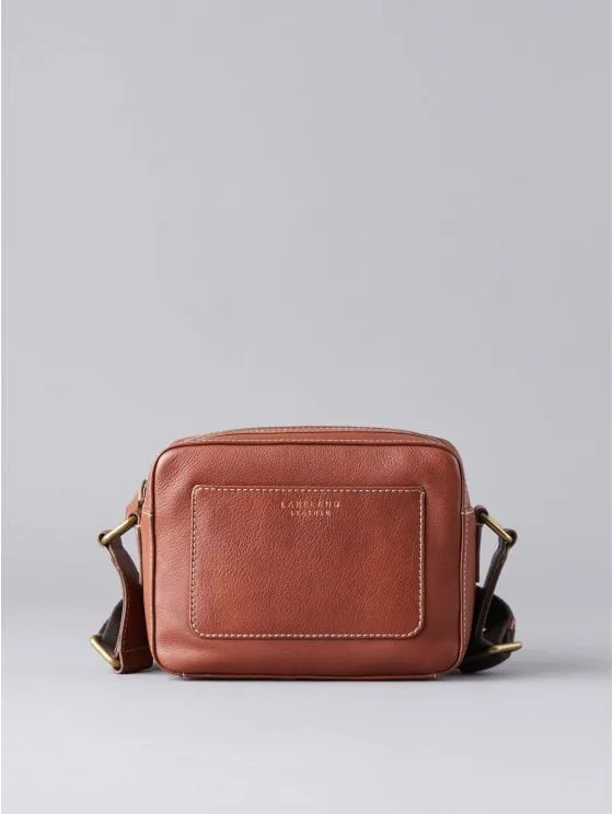 Torver Leather Cross Body Bag in Tan